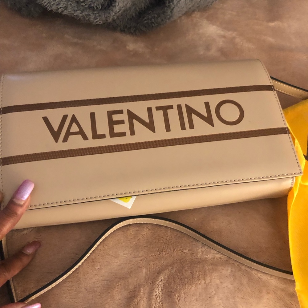 💯 Authentic Valentino Purse